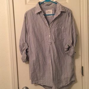 H&M blue and white striped shirt